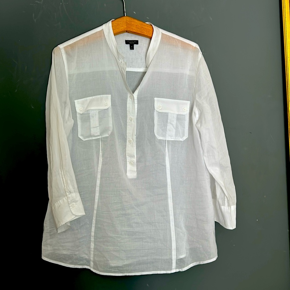 Talbots White 3/4” sleeves, sheer White tunic.  Sophisticated look🙌🏻